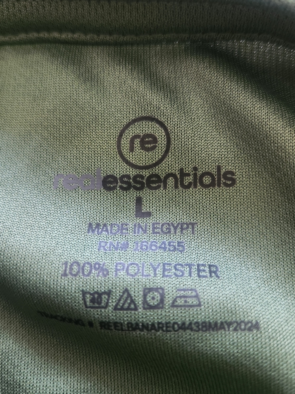 Essentials Performance  Long-Sleeve - Picture 2 of 2
